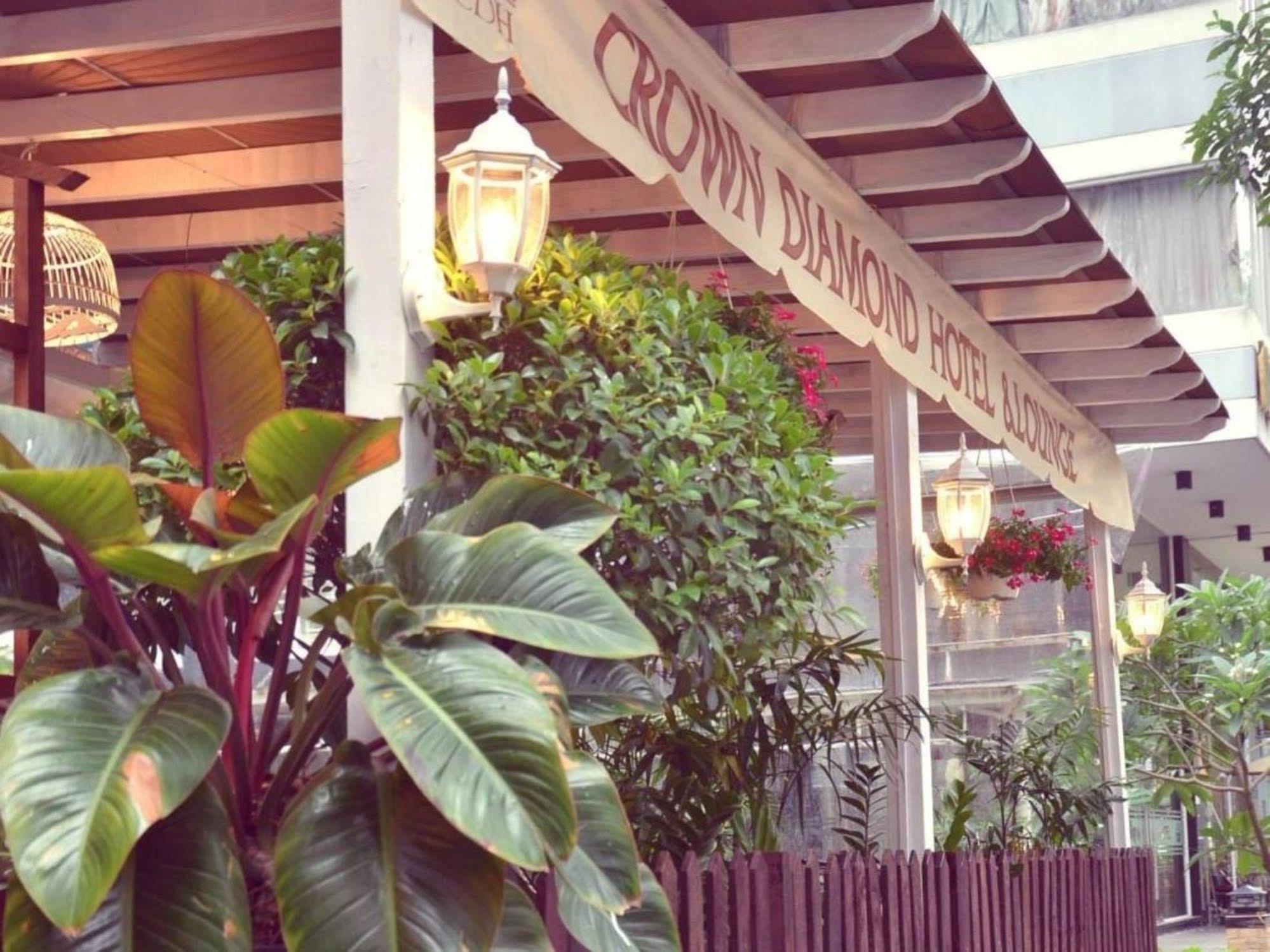 Crown Diamond Hotel - Phu My Hung District 7 Ho Şi Min Exterior foto